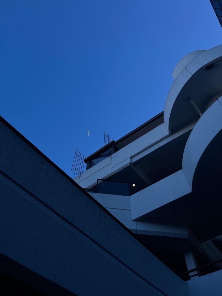 WhatsApp Image 2025-12-04 at 19.21.09